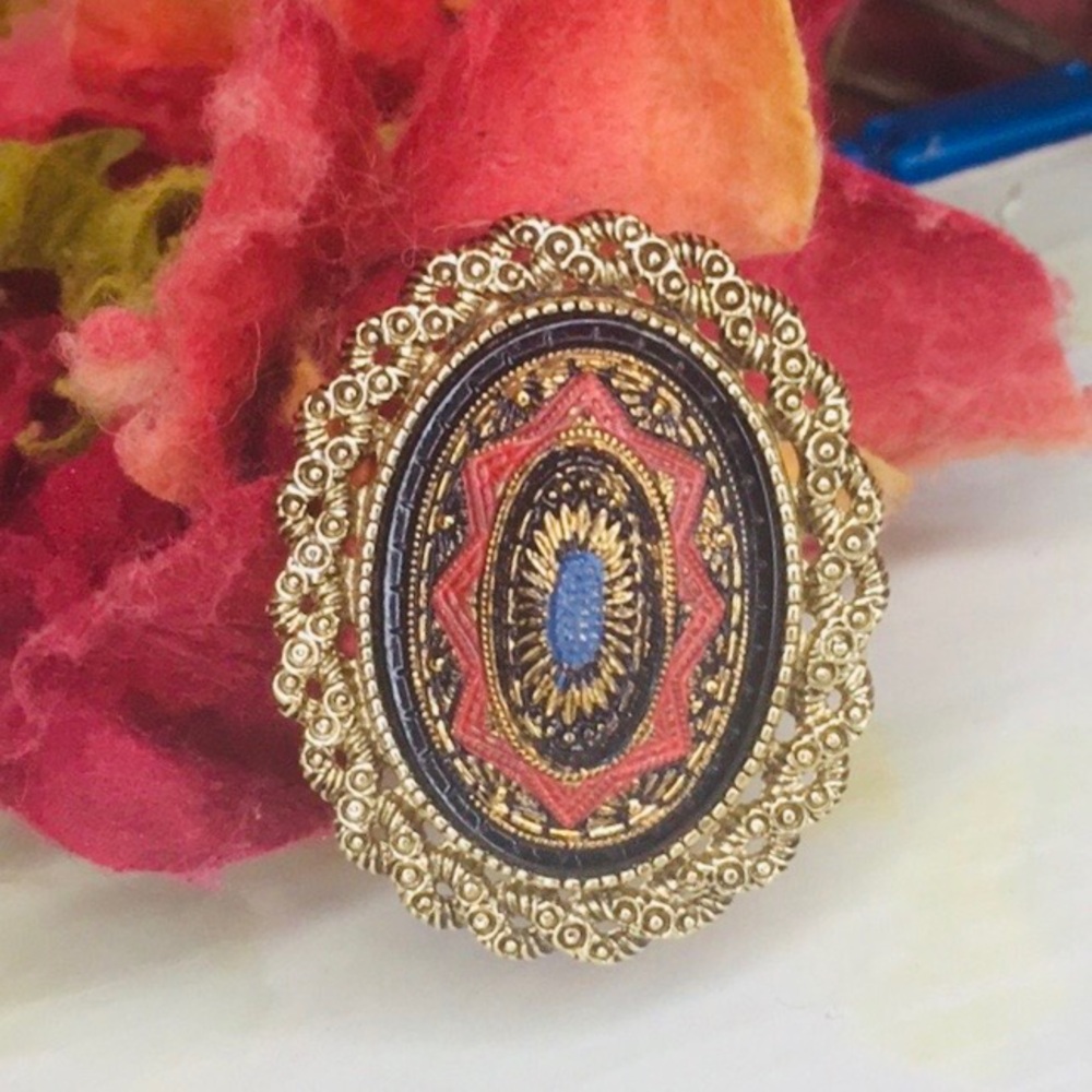 Vintage Sarah Coventry Gold
Etruscan Style Enamel Convertible Pendant Brooch